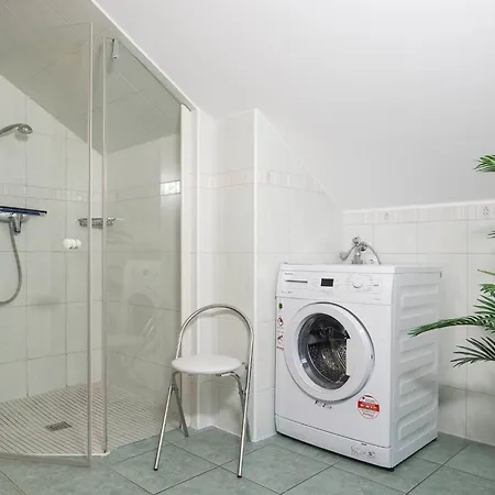 Apartment Birkenstraße 7 Whg 6 *
